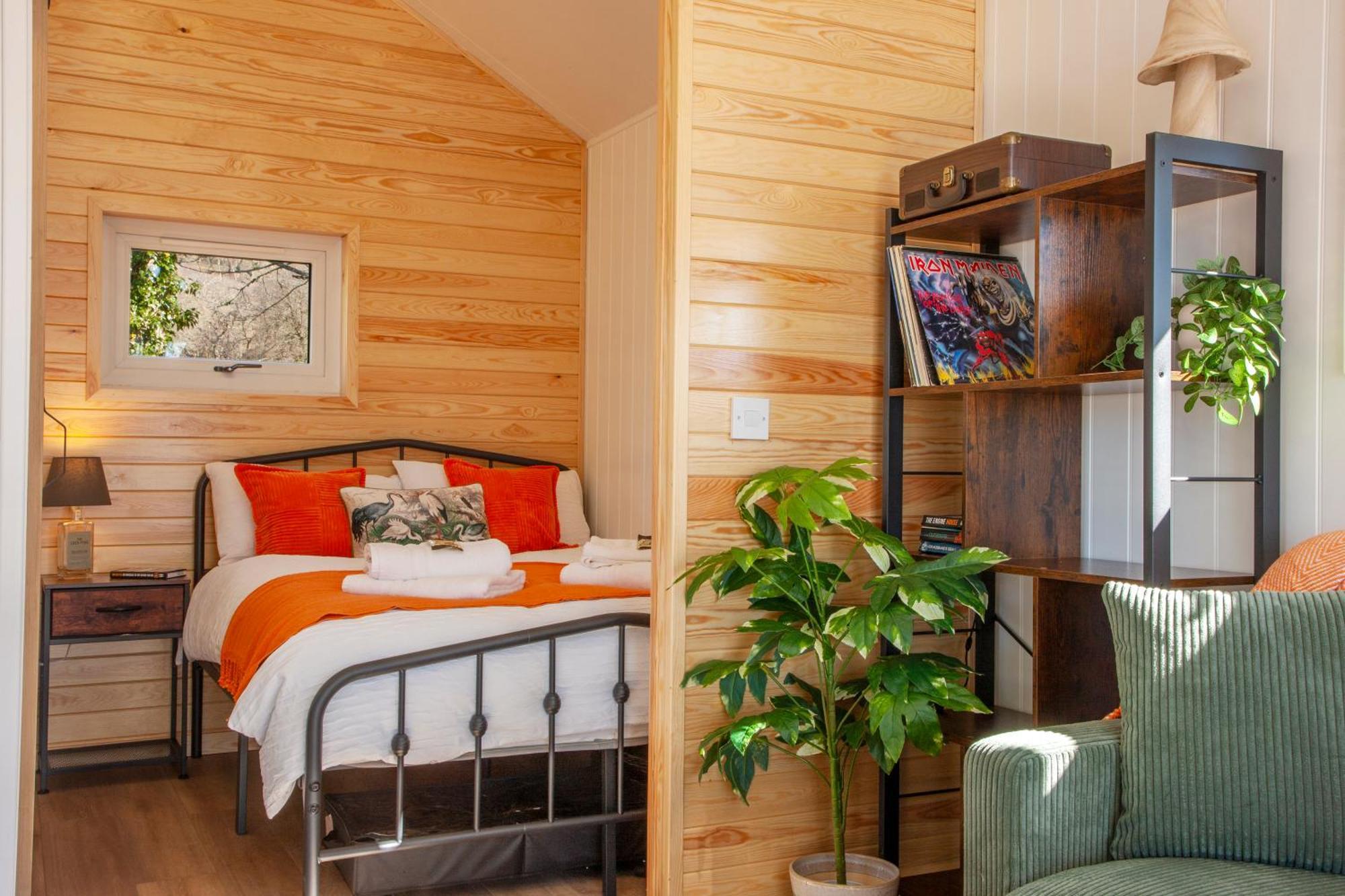 Appin Holiday Homes -Caravans, Lodges, Shepherds Hut And Train Carriage Stays エクステリア 写真